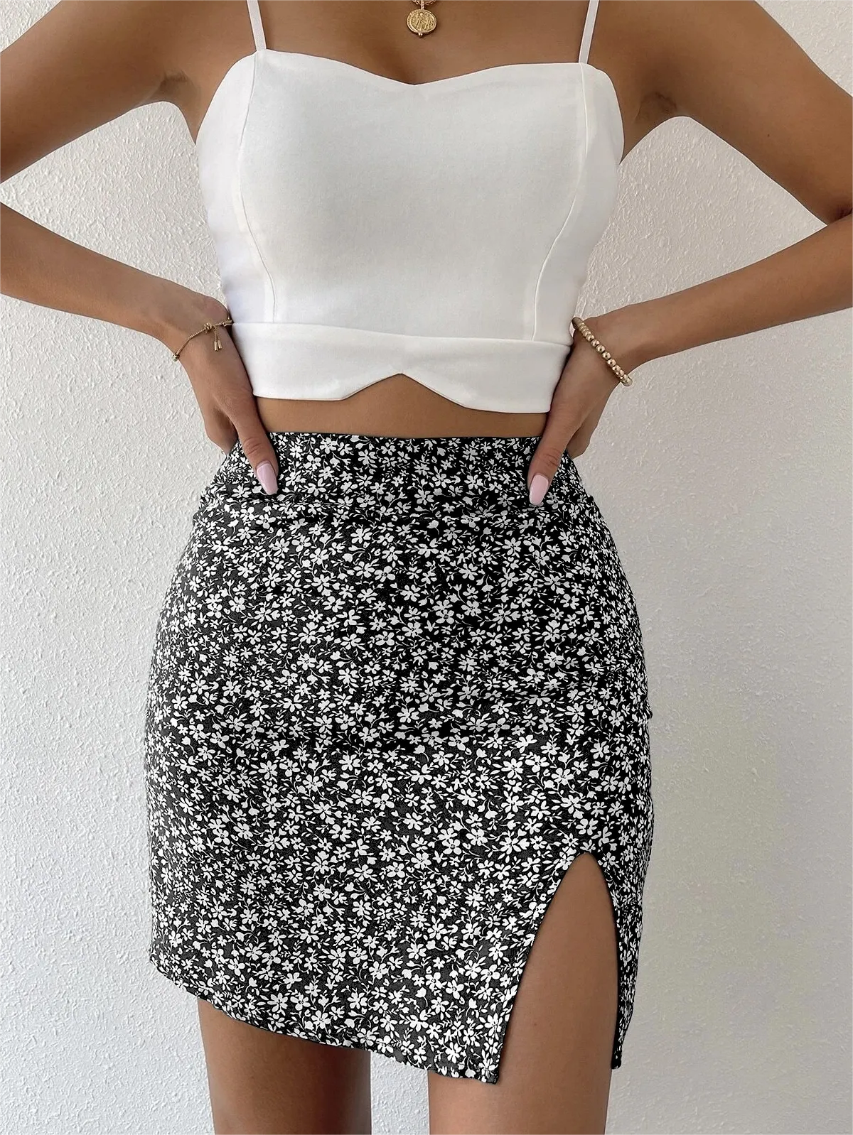 BerriesJam - Floral Print High Waist Split Multicolor Straight Mini Skirt