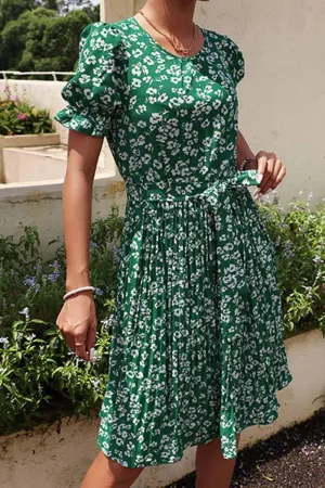 FRORAL TIED WAIST PLEATED PUFF SHOULDER DRESS