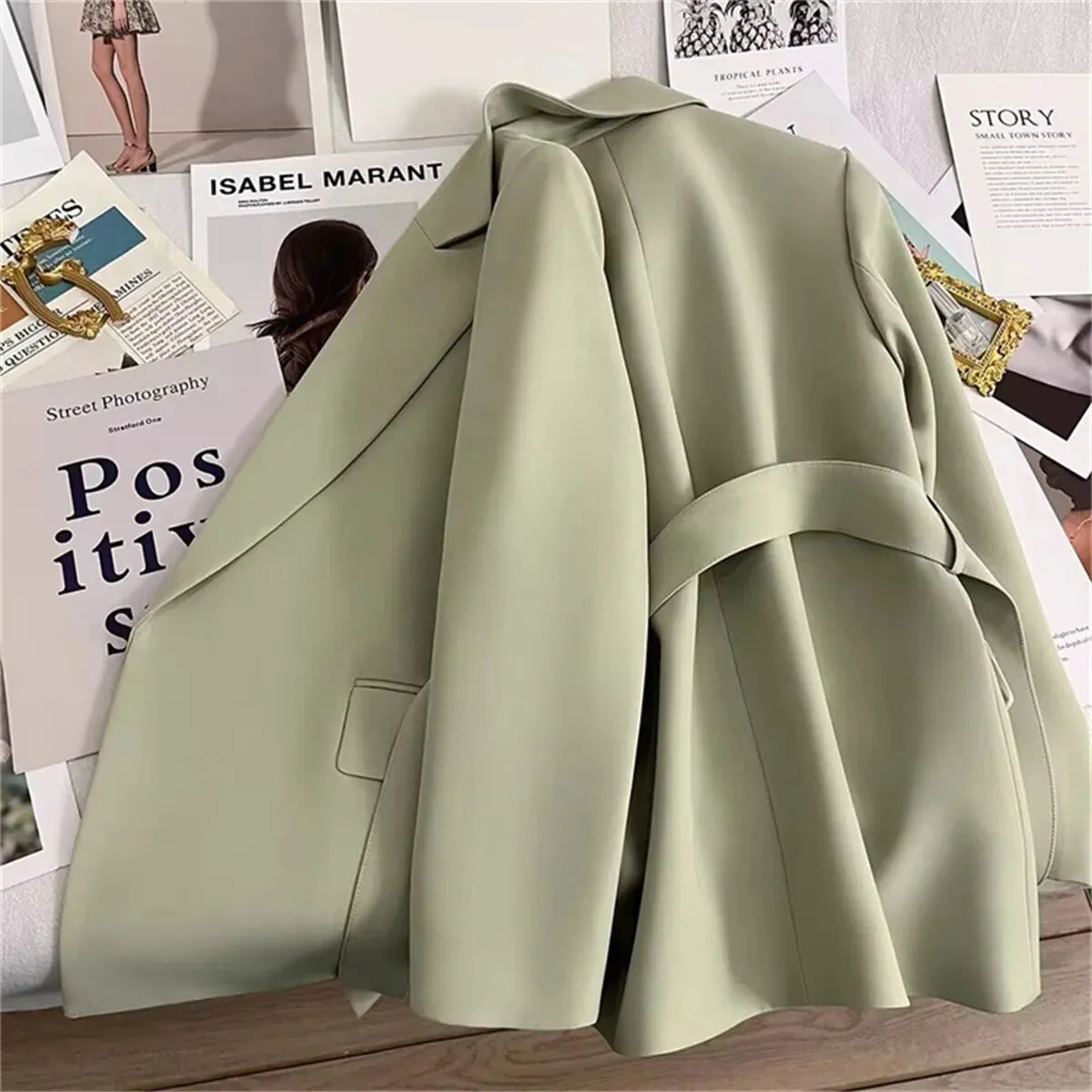 LVSANW Women's Suit Coat With Belt Elegant Casual Blazer Korean Fashion Luxury Jacket Spring Autumn Solid Color Ladies Office Clothing