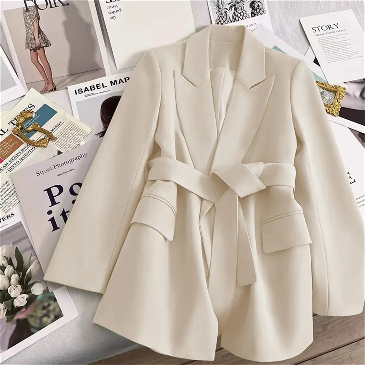 LVSANW Women's Suit Coat With Belt Elegant Casual Blazer Korean Fashion Luxury Jacket Spring Autumn Solid Color Ladies Office Clothing