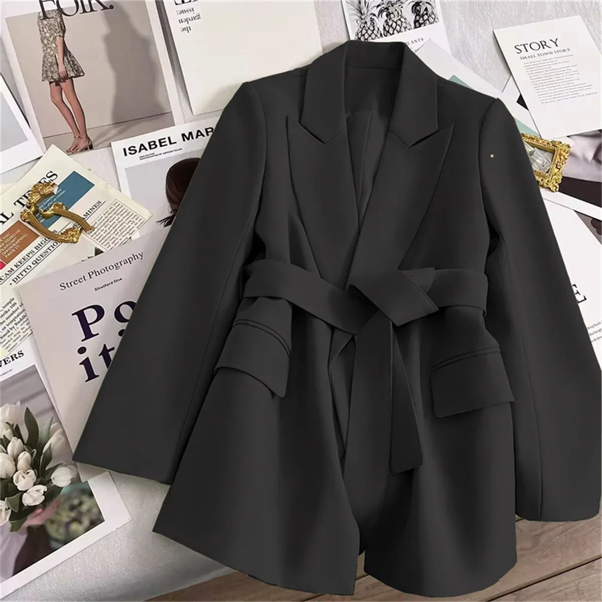 LVSANW Women's Suit Coat With Belt Elegant Casual Blazer Korean Fashion Luxury Jacket Spring Autumn Solid Color Ladies Office Clothing