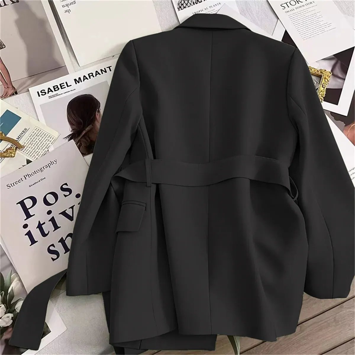 LVSANW Women's Suit Coat With Belt Elegant Casual Blazer Korean Fashion Luxury Jacket Spring Autumn Solid Color Ladies Office Clothing