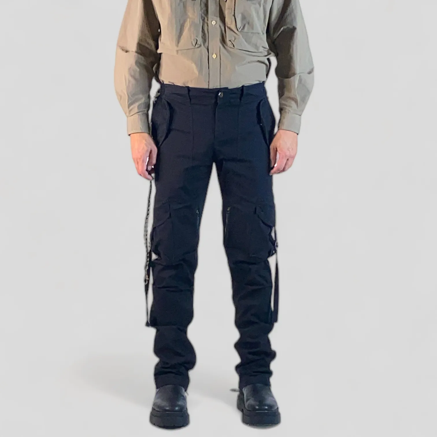 Slim fit cargo bootleg pants with 3 D pockets
