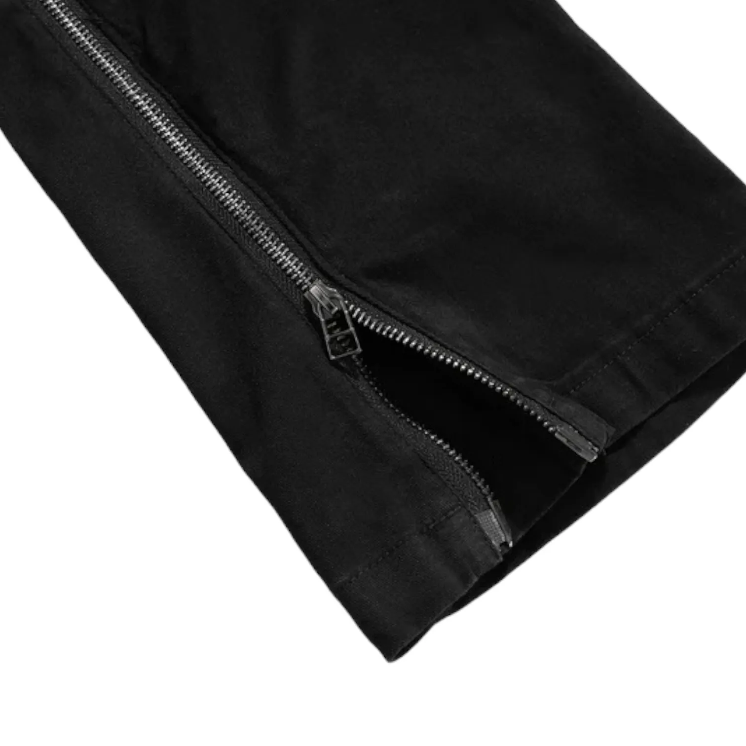 Slim fit cargo bootleg pants with 3 D pockets